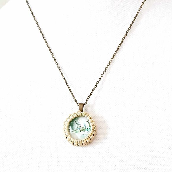20" Macrame Alice & Wonderland Pendant Necklace, Bronze Chain - Picture 2 of 6